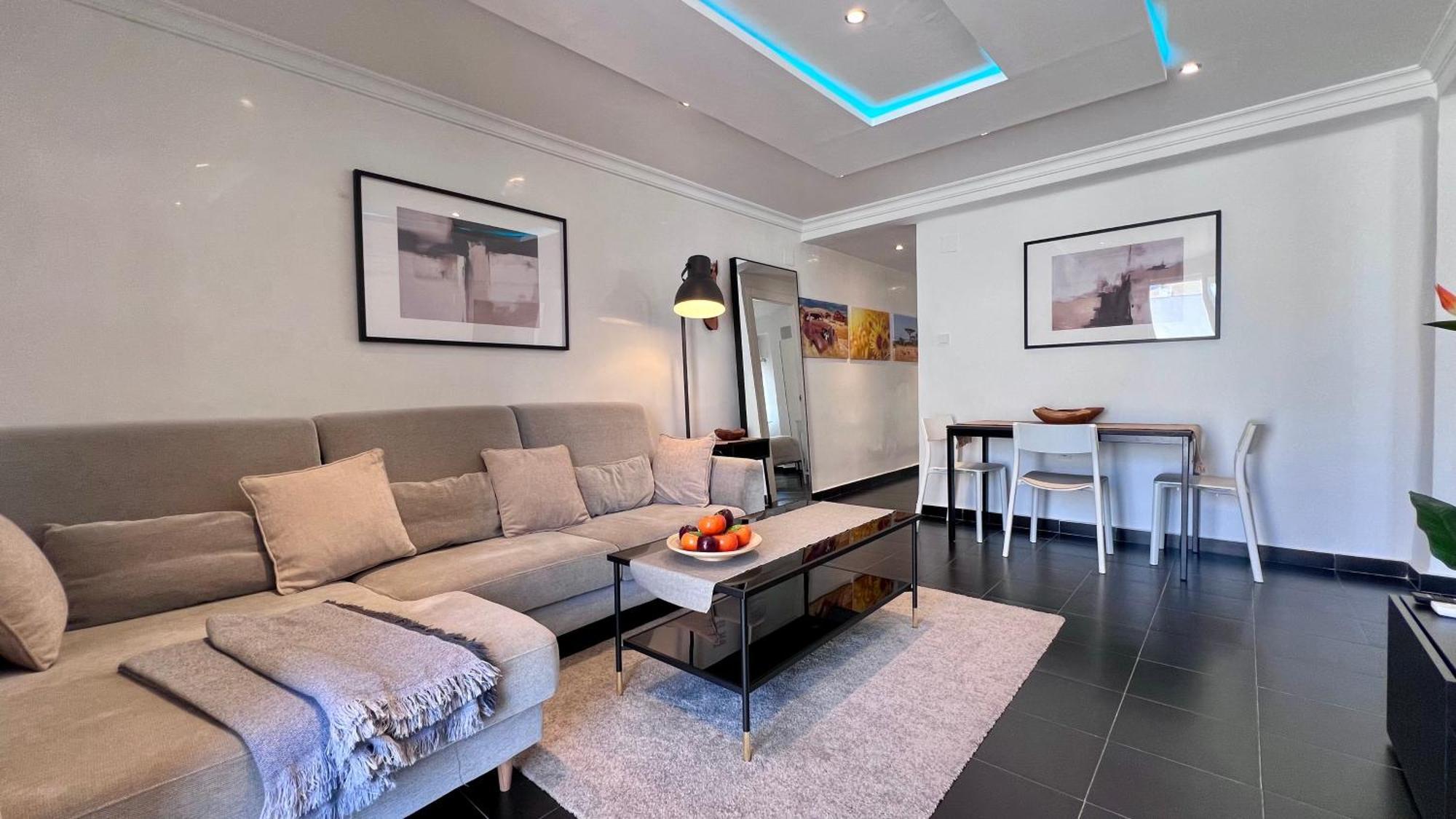 Cool, Modern And Snug 3Br Apartment Peachy Stays Málaga Exterior foto