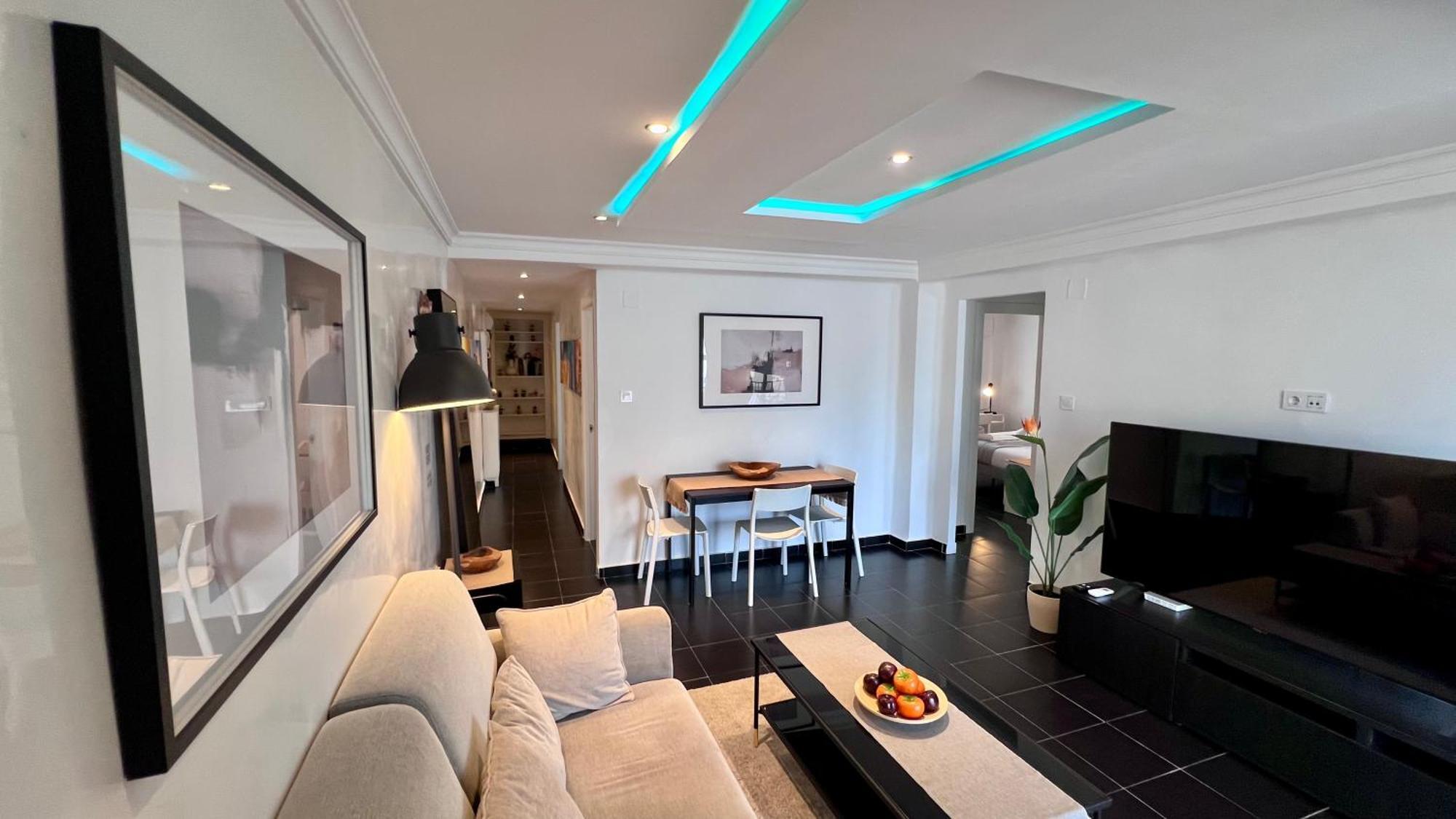 Cool, Modern And Snug 3Br Apartment Peachy Stays Málaga Exterior foto